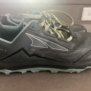 Lone peak 5 Altra shoes